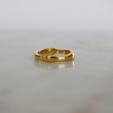 Gold Polished Curved Ring